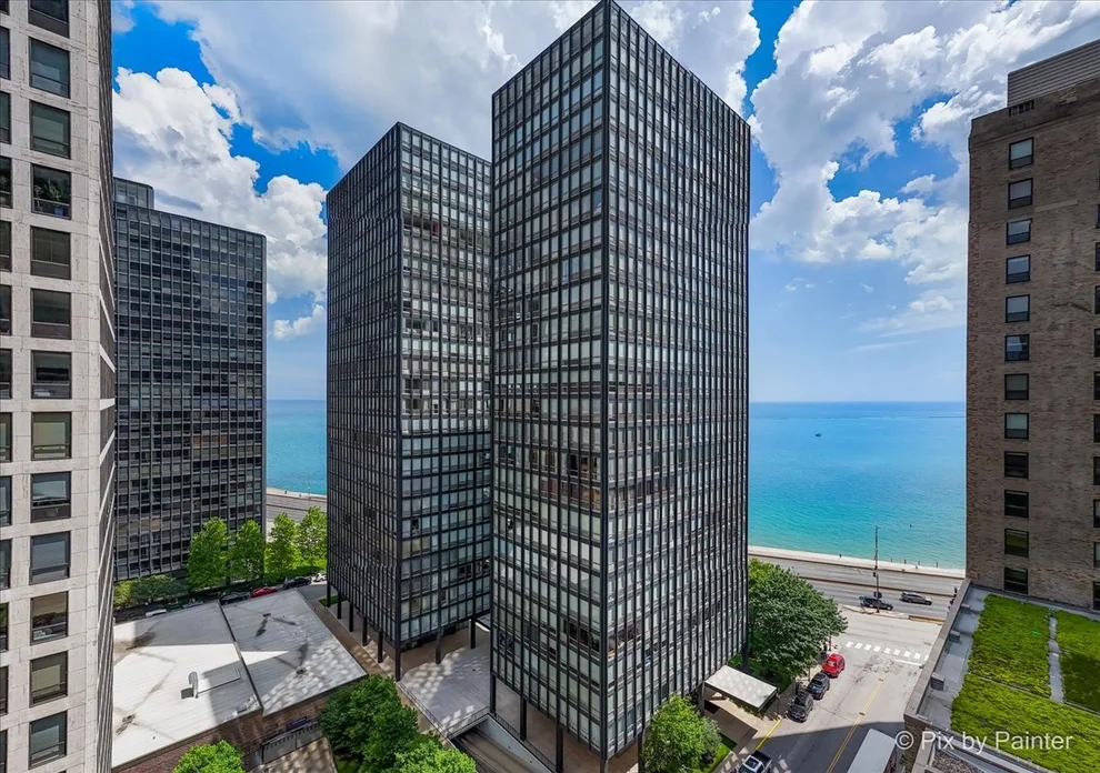 Unit for sale at 860 N LAKE SHORE Drive, Chicago, IL 60611