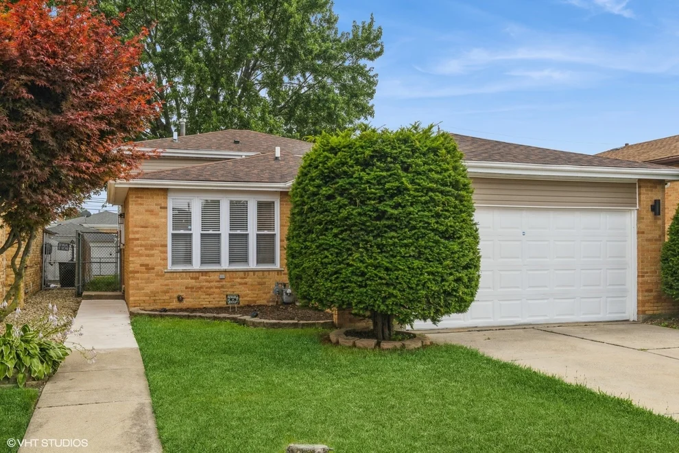 Unit for sale at 1119 Harding Avenue, Calumet City, IL 60409