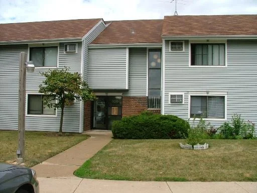 Unit for sale at 300 BAYSIDE Drive, PALATINE, IL 60074