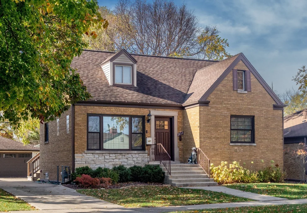 Unit for sale at 2452 S 5th Avenue, North Riverside, IL 60546