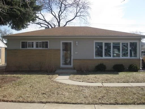 Unit for sale at 8223 N Oconto Avenue, NILES, IL 60714