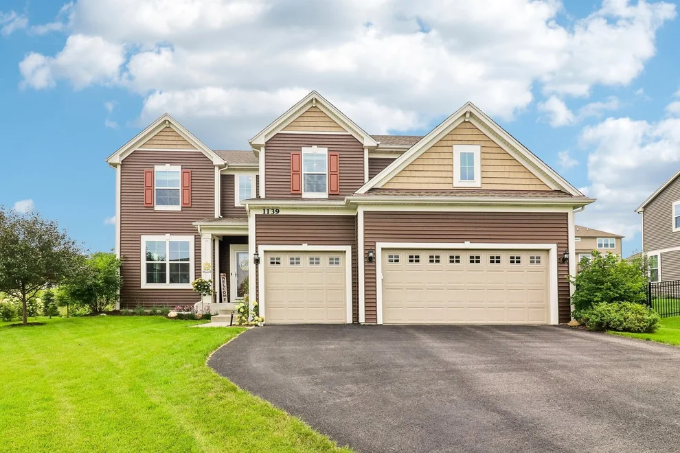 Unit for sale at 1139 River Birch Boulevard, Crystal Lake, IL 60012