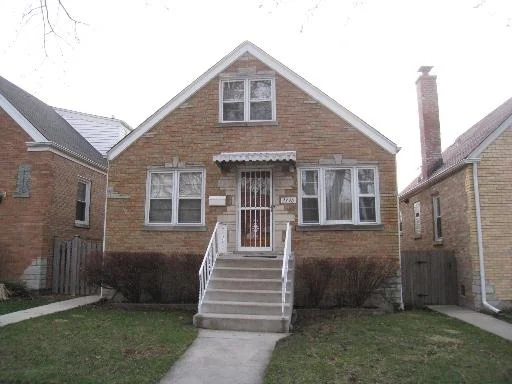 Unit for sale at 3346 N Oriole Avenue, CHICAGO, IL 60634