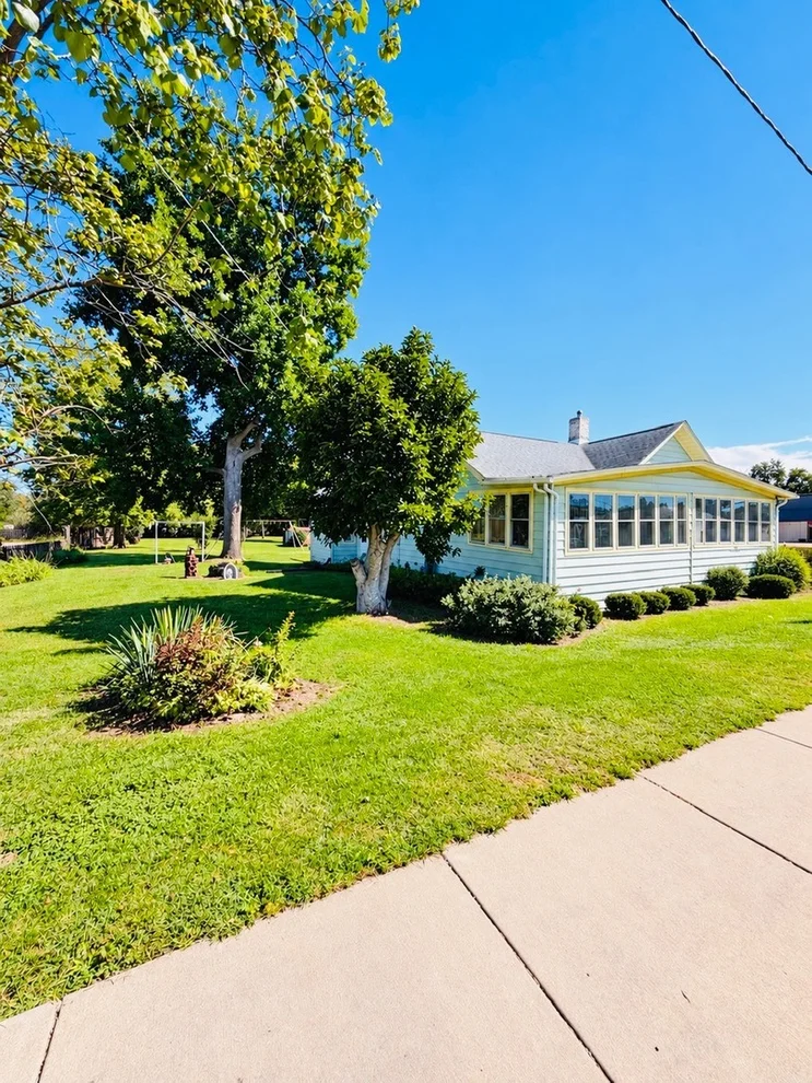 Unit for sale at 1715 N Bloomington Street, Streator, IL 61364