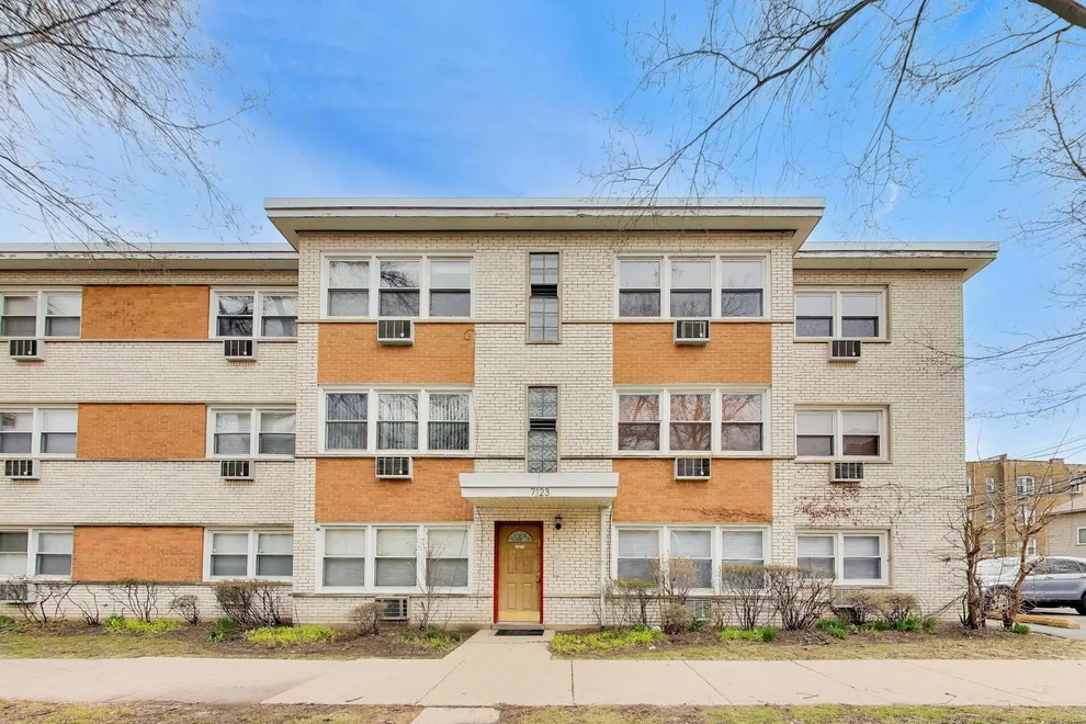 Unit for sale at 7123 N Damen Avenue, Chicago, IL 60645