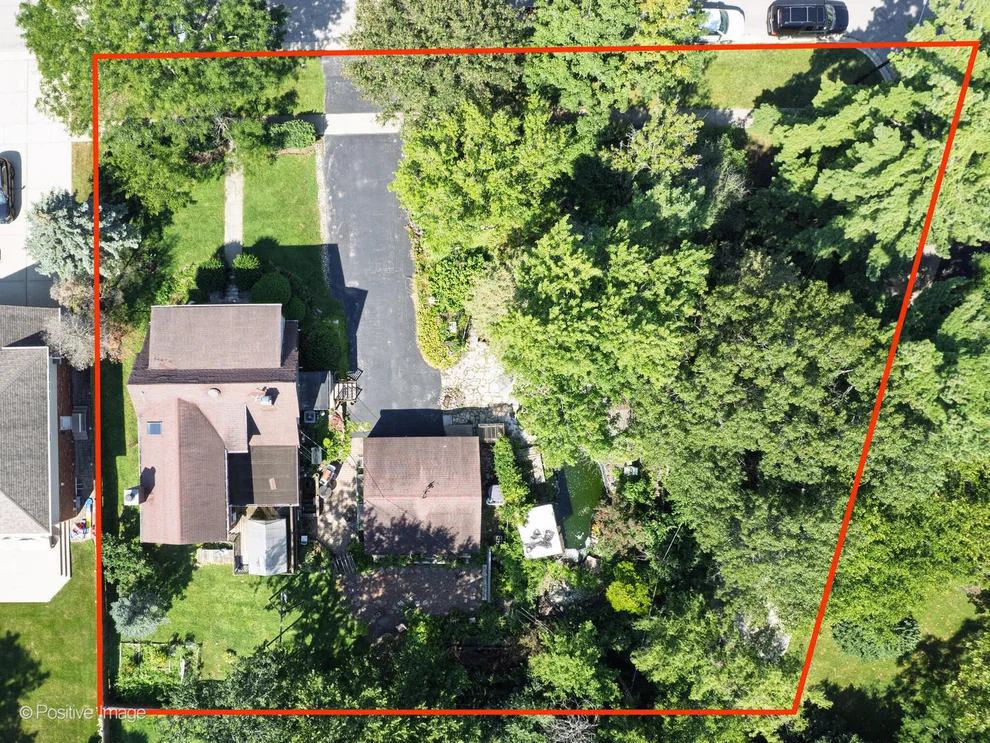 Unit for sale at 245 Middaugh Road, Clarendon Hills, IL 60514