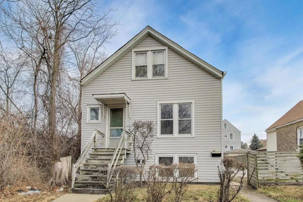 Unit for sale at 4913 S Rockwell Street, Chicago, IL 60632