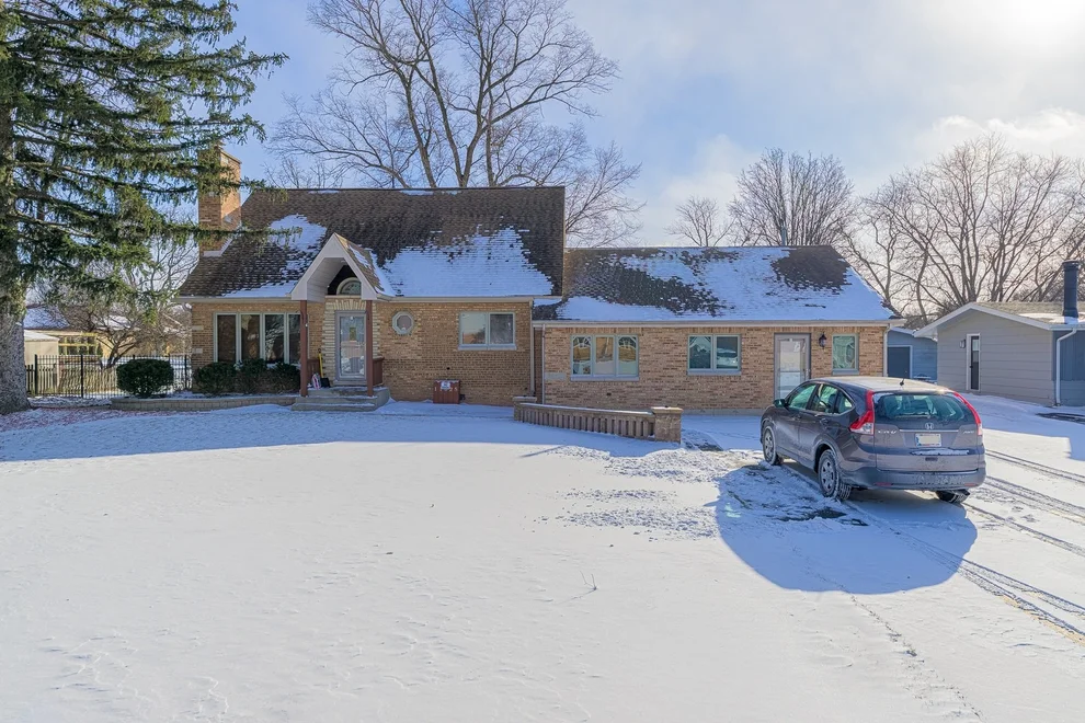 Unit for sale at 11025 Revere Road, Mokena, IL 60448