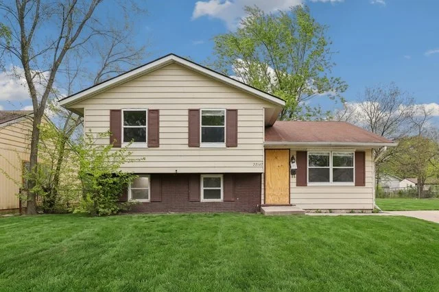 Unit for sale at 22147 E Churchill Drive, Richton Park, IL 60471
