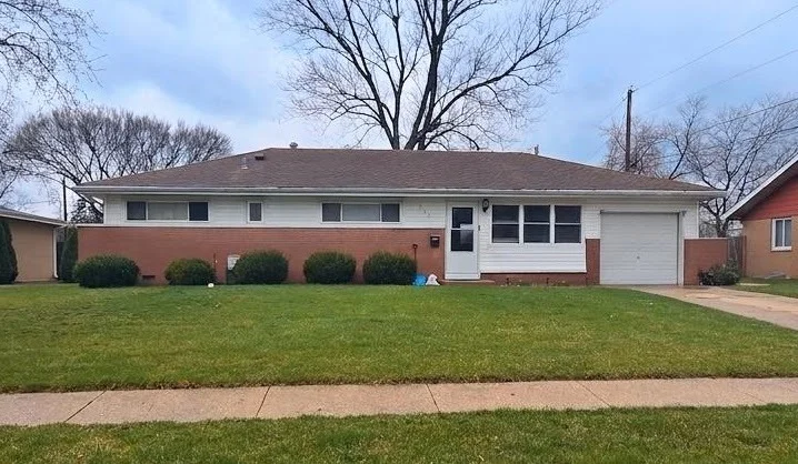 Unit for sale at 560 Geronimo Street, Hoffman Estates, IL 60169