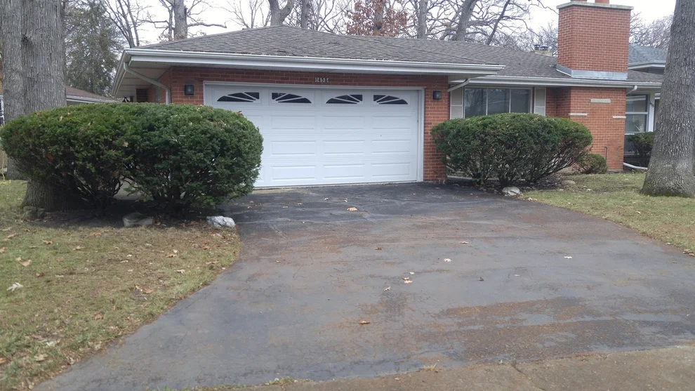 Unit for sale at 1438 Bonita Drive, Park Ridge, IL 60068
