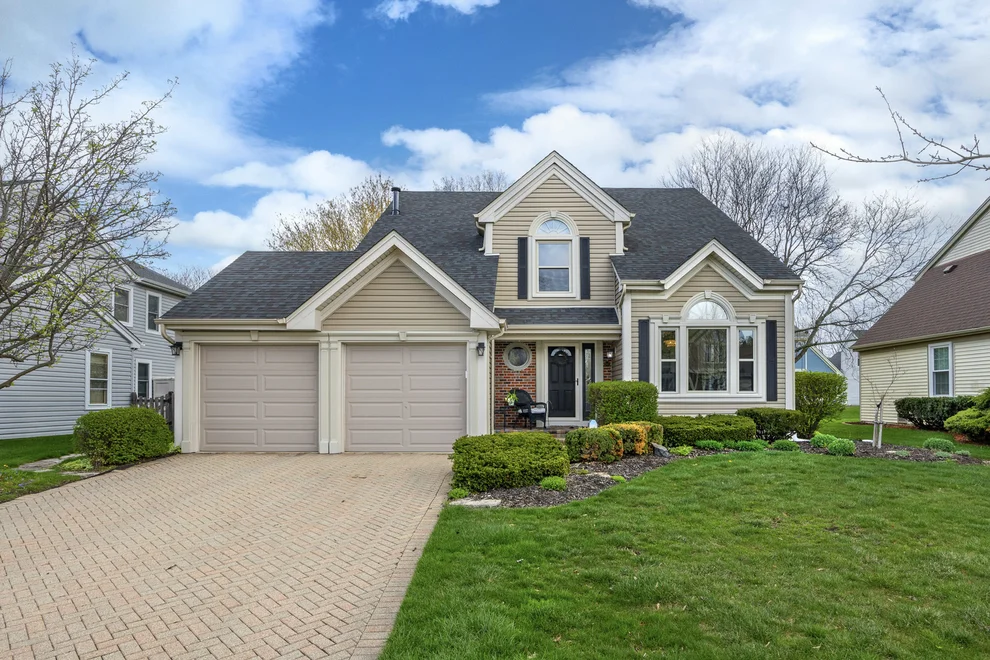 Unit for sale at 547 Newberry Drive, Elk Grove Village, IL 60007