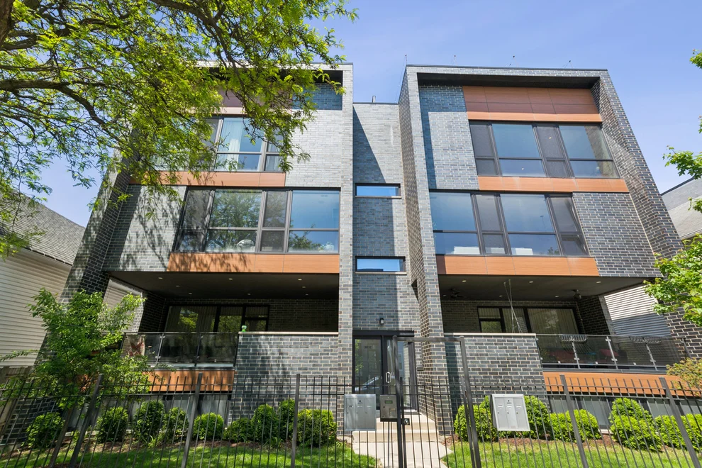 Unit for sale at 3032 W Lyndale Street, Chicago, IL 60647