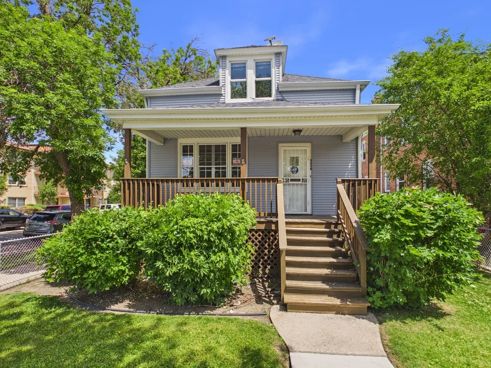 Unit for sale at 5458 W Windsor Avenue, Chicago, IL 60630