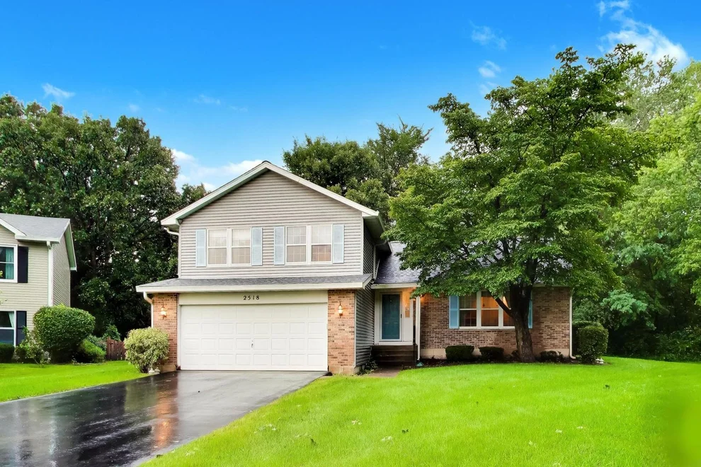 Unit for sale at 2518 Quail Court, Aurora, IL 60502