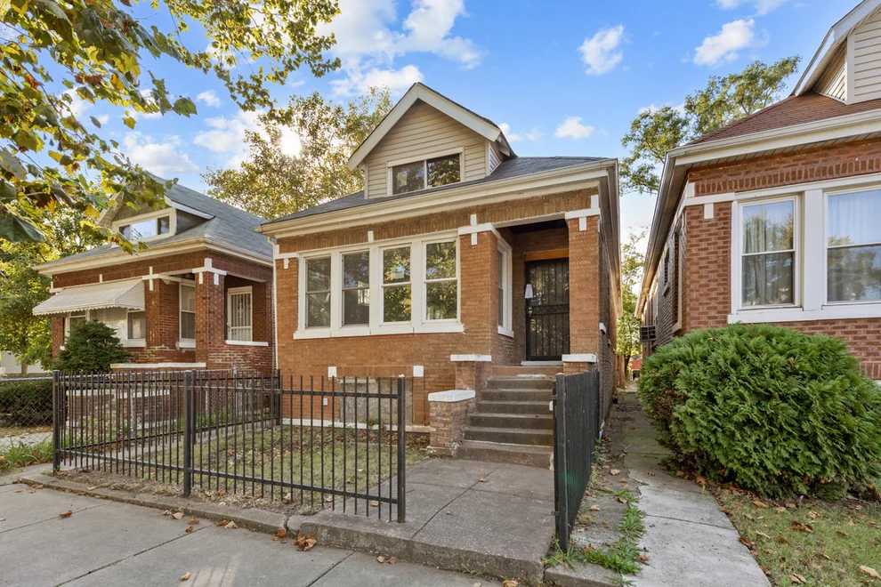 Unit for sale at 6954 S Paulina Street, Chicago, IL 60636