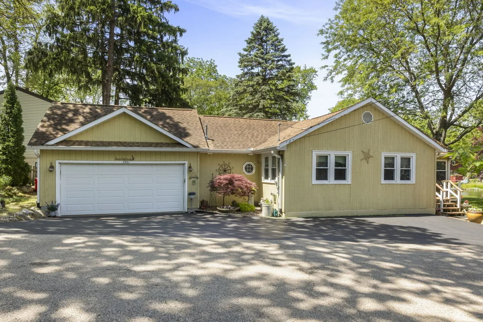 Unit for sale at 3321 Willow Lane, Island Lake, IL 60042