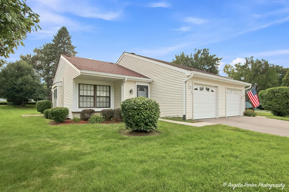 Unit for sale at 7104 Nassau Court, Fox Lake, IL 60020