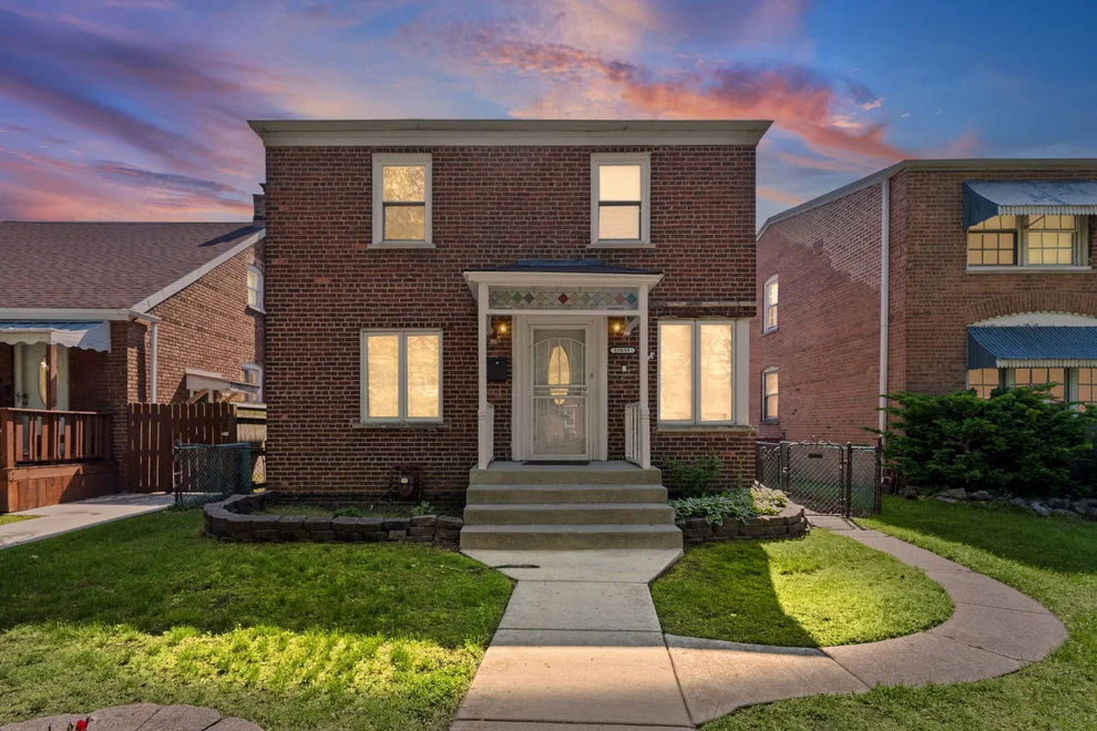 Unit for sale at 11035 S Avenue E, Chicago, IL 60617