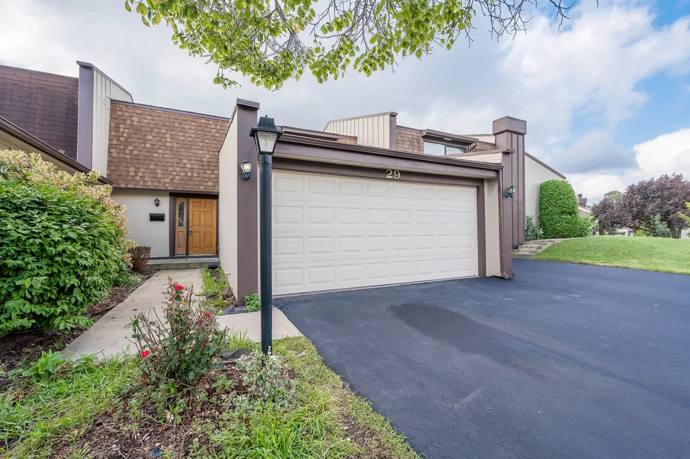 Unit for sale at 29 Westwood Court, Indian Head Park, IL 60525