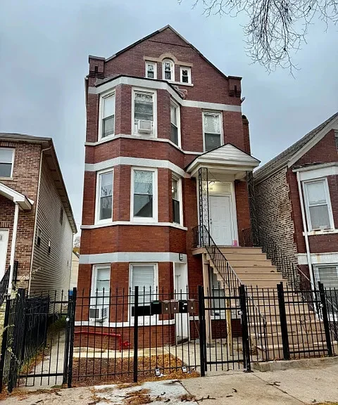 Unit for sale at 5144 S Hermitage Avenue, Chicago, IL 60609