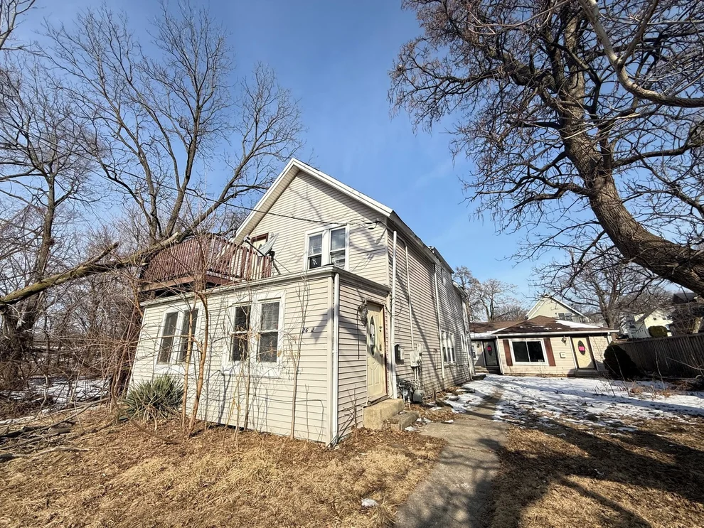 Unit for sale at 2662 Vermont Street, Blue Island, IL 60406