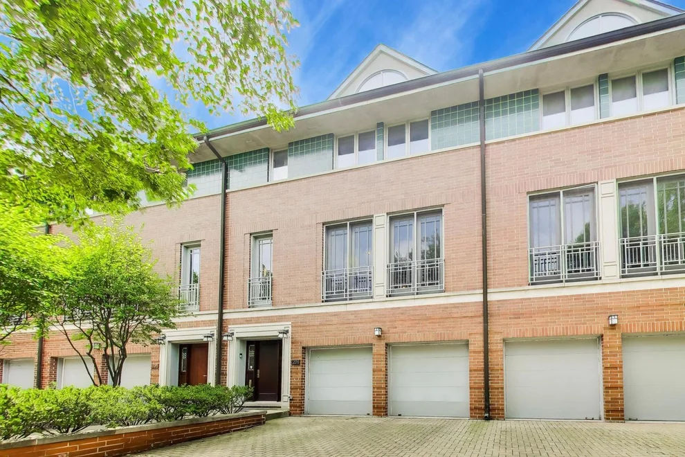 Unit for sale at 1206 Church Street, Evanston, IL 60201
