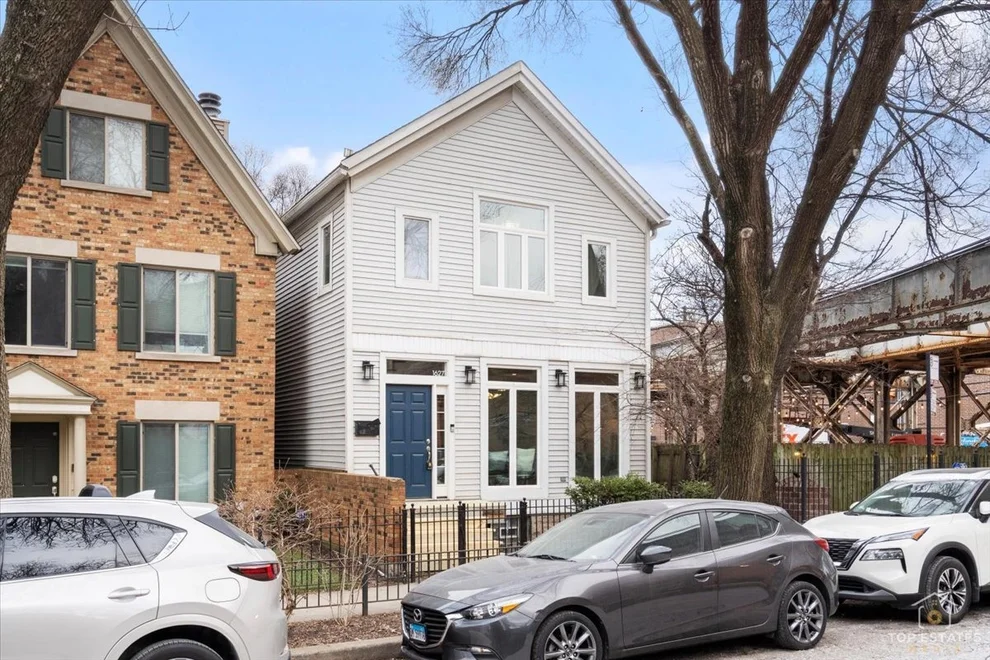 Unit for sale at 1627 N Dayton Street, Chicago, IL 60614