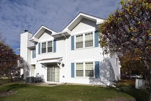 Unit for sale at 265 11th Street, WHEELING, IL 60090