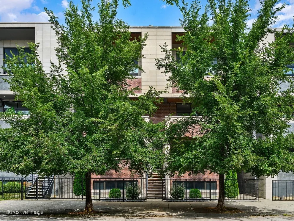 Unit for sale at 1224 W Ohio Street, Chicago, IL 60642