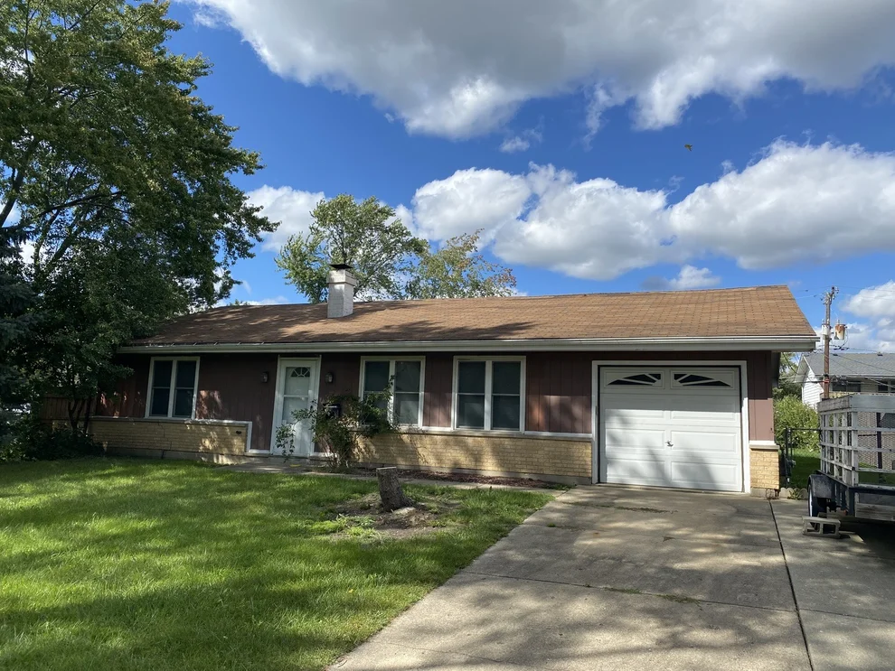 Unit for sale at 1530 Hassell Road, Hoffman Estates, IL 60169