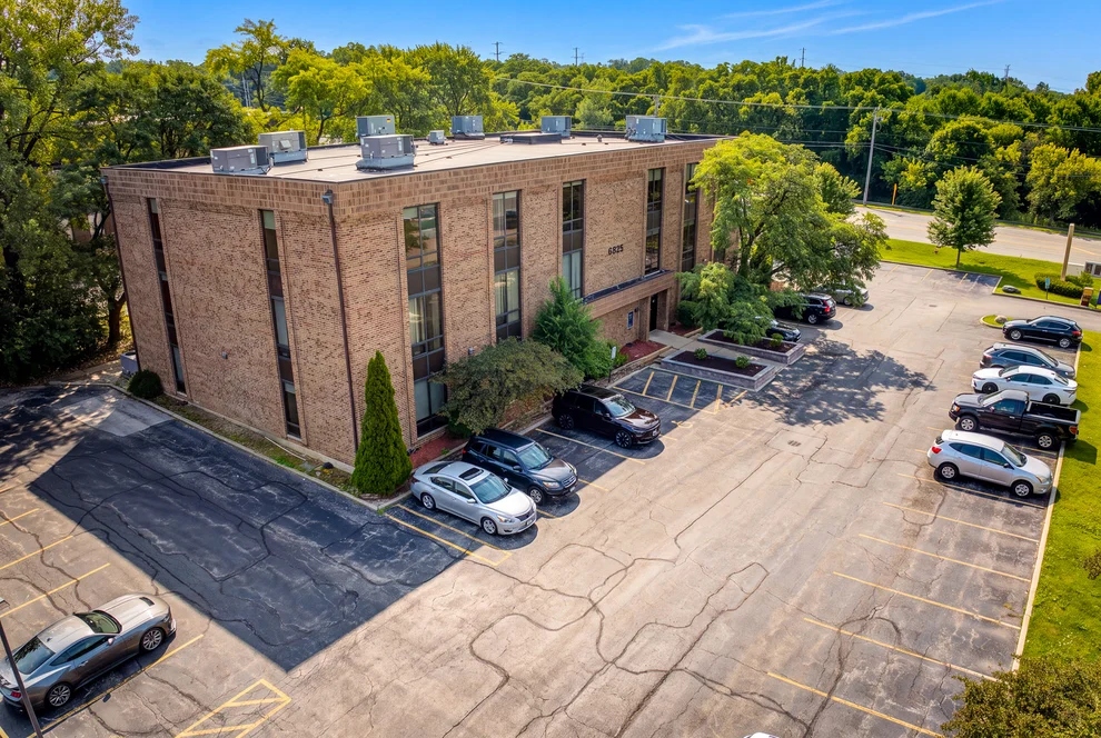 Unit for sale at 6825 Hobson Valley Drive, Woodridge, IL 60517