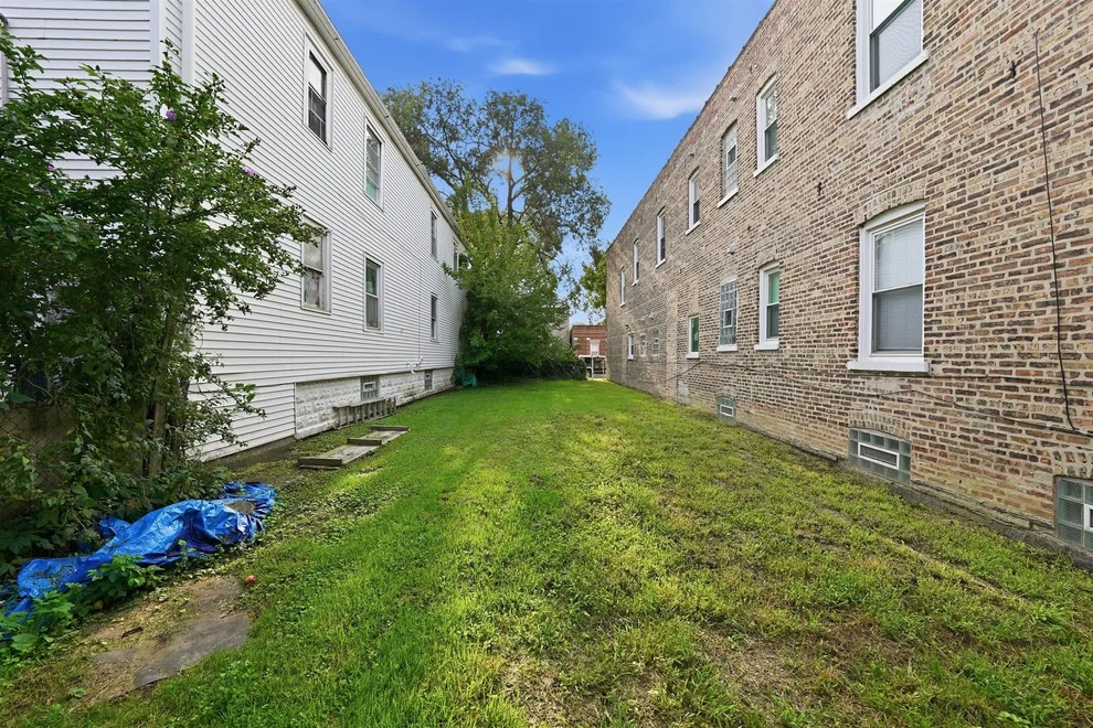 Unit for sale at 1303 S 51st Avenue, Cicero, IL 60804