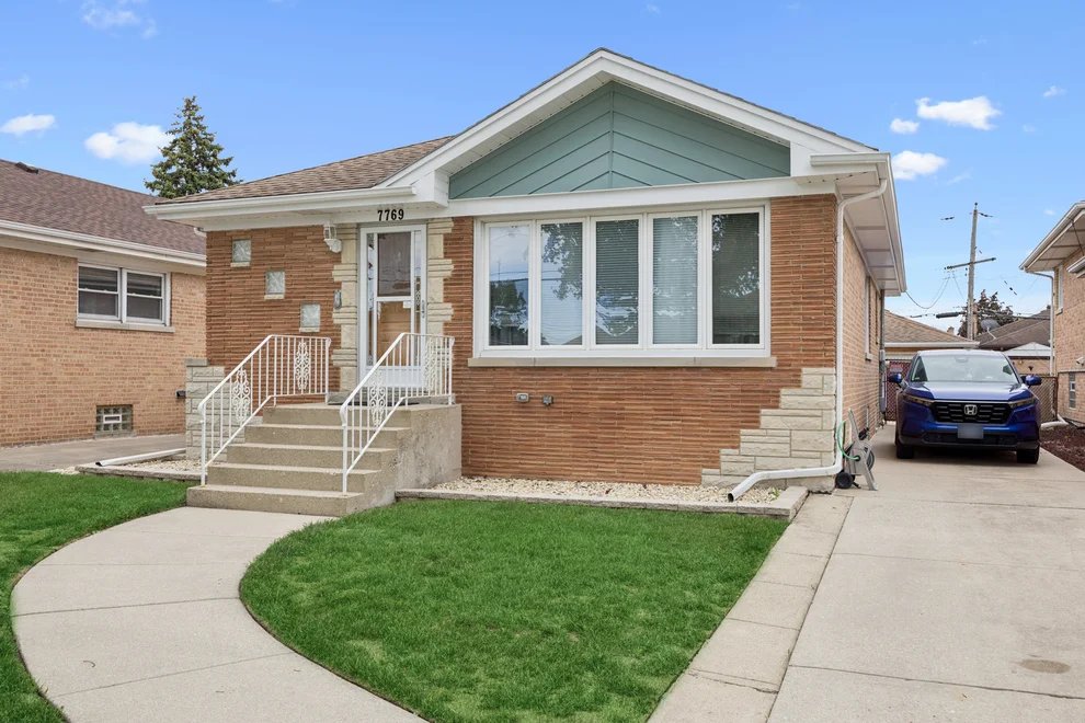Unit for sale at 7769 W Wilson Avenue, Norridge, IL 60706