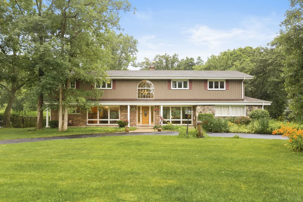 Unit for sale at 2665 CRESTWOOD Lane, Riverwoods, IL 60015