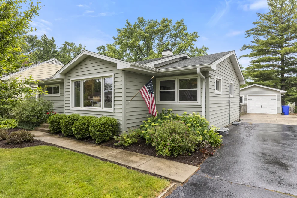 Unit for sale at 1106 LYFORD Lane, Wheaton, IL 60187