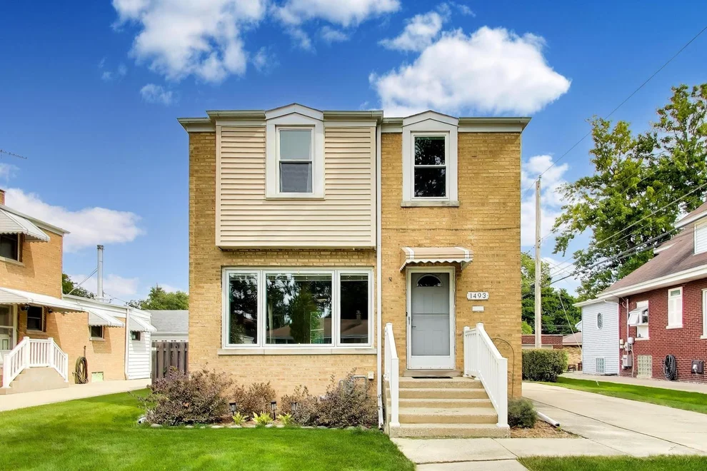Unit for sale at 1493 Orchard Street, Des Plaines, IL 60018