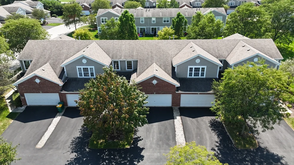 Unit for sale at 17428 FOX BEND Lane, Lockport, IL 60441