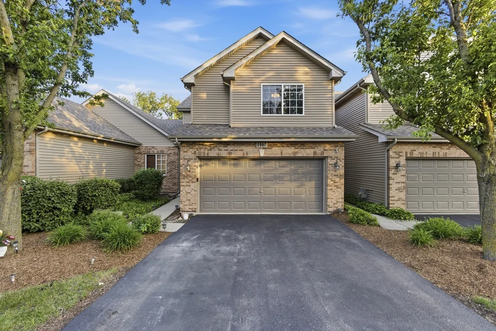 Unit for sale at 1447 Mackenzie Lane, Elgin, IL 60120