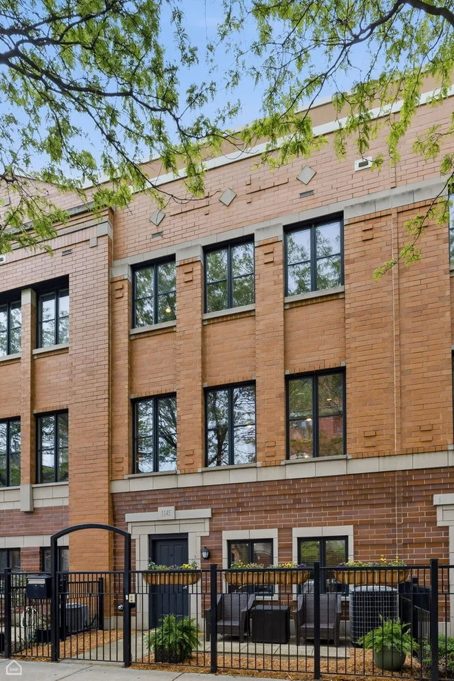 Unit for sale at 1145 W Monroe Street, Chicago, IL 60607