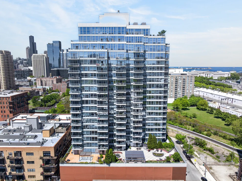 Unit for sale at 1600 S Prairie Avenue, Chicago, IL 60616