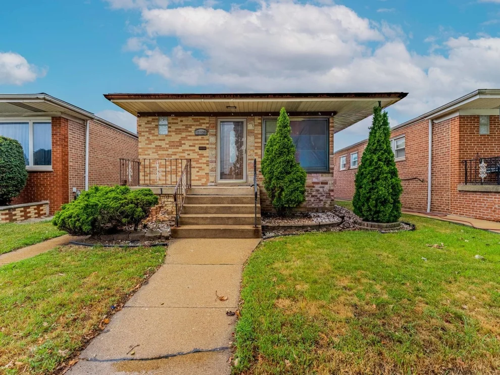 Unit for sale at 11120 S Ewing Avenue, Chicago, IL 60617