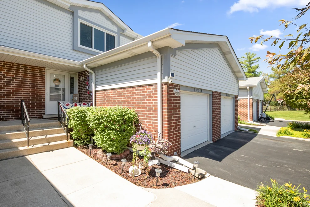 Unit for sale at 15946 Ashford Court, Tinley Park, IL 60477