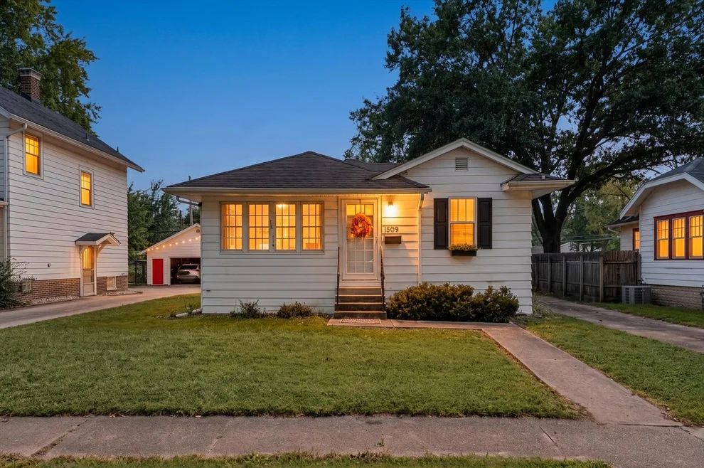 Unit for sale at 1509 W Clark Street, Champaign, IL 61821