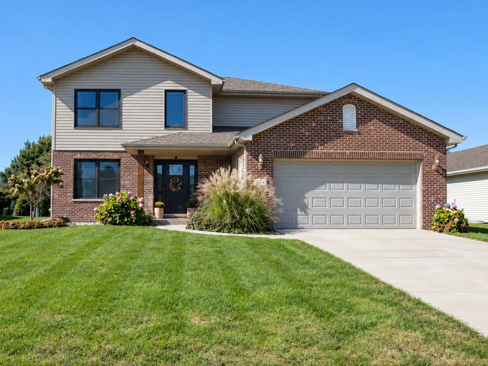 Unit for sale at 415 E Bethel Drive, Bourbonnais, IL 60914