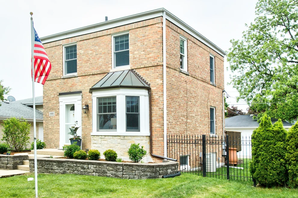 Unit for sale at 8310 N Oriole Avenue, Niles, IL 60714