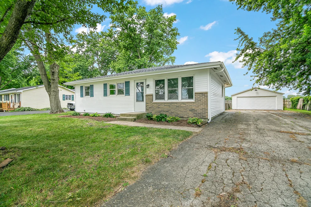 Unit for sale at 362 S BARBARA Drive, Kankakee, IL 60901