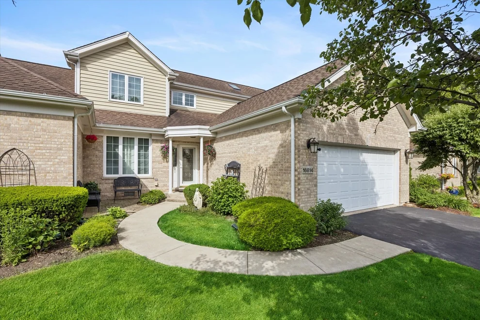Unit for sale at 16814 Cardinal Drive, Orland Park, IL 60467