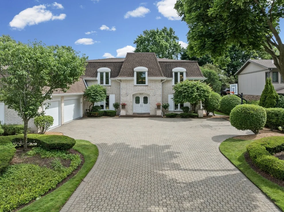 Unit for sale at 3631 Indian Wells Lane, Northbrook, IL 60062