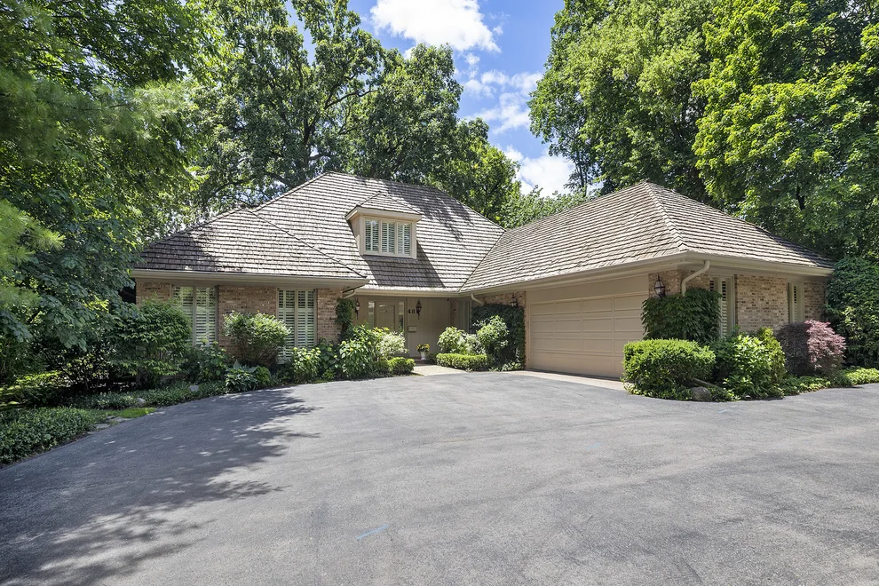 Unit for sale at 48 Indian Hill Road, Winnetka, IL 60093